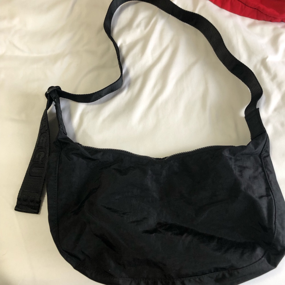 Baggu medium crescent bag